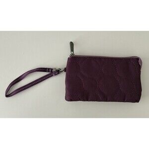 Thirty-One Quilted Very You Wristlet Wallet Plum Circles 3 Compartments Zippered